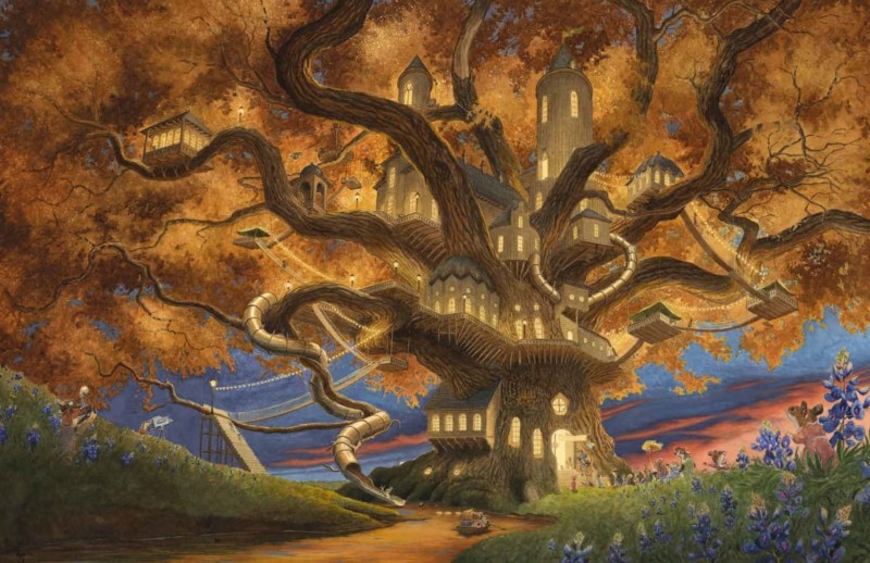 Une grande et belle cabane commune dans un arbre.