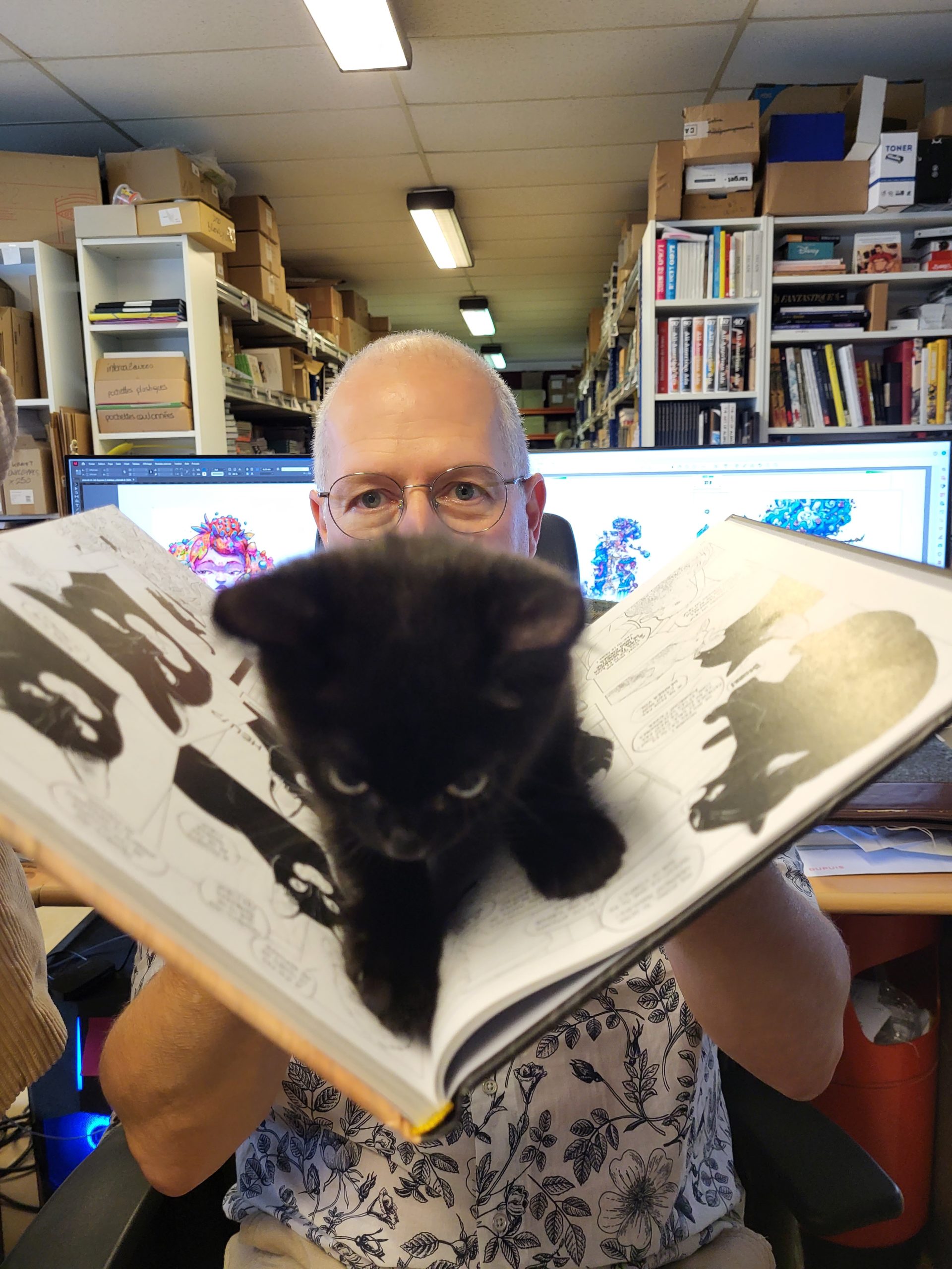 Stagiaire chat Jean Christophe Caurette et chat